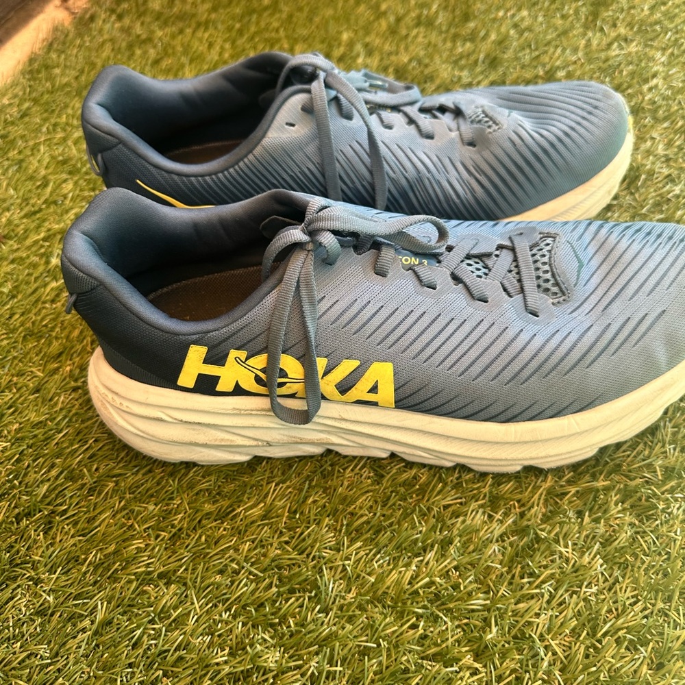 Men’s Hoka Sneakers - size 9, Rincon 3